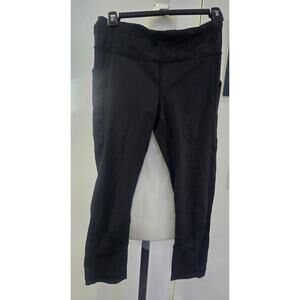 Lululemon black leggings size 6  preowned women's mesh inserts